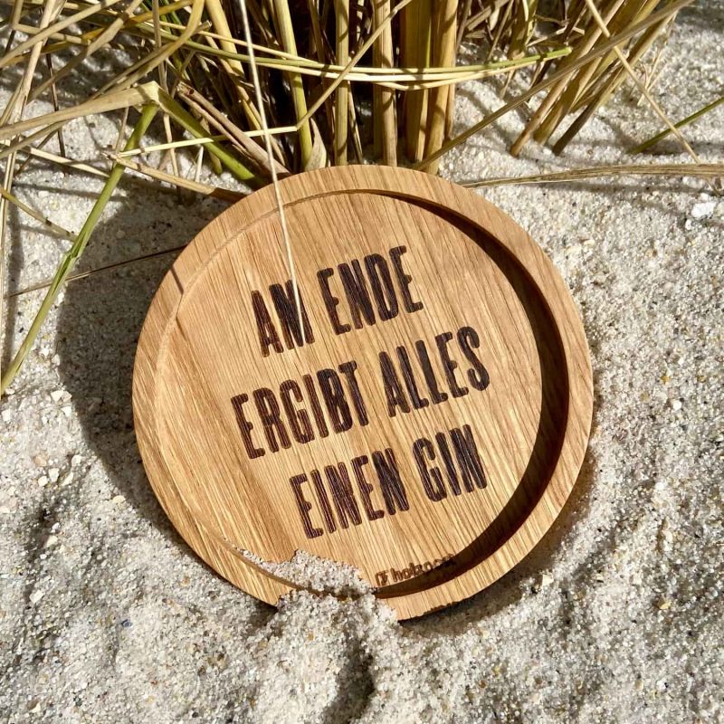 Friesisches Teehaus - Holzuntersetzer 'Am Ende ergibt Alles...' - Strand
