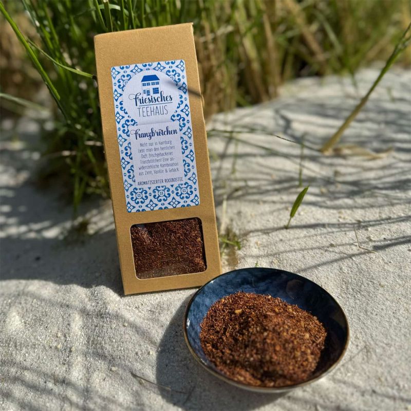 Friesisches Teehaus - Rooibos Franzbrötchen - Rooibostee - Strand