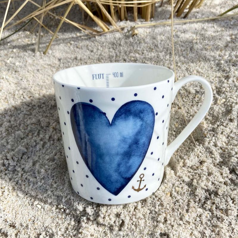 Friesisches Teehaus - Becher Indigo 'Blaues Herz' - Fine Bone China Porzellan - Strand