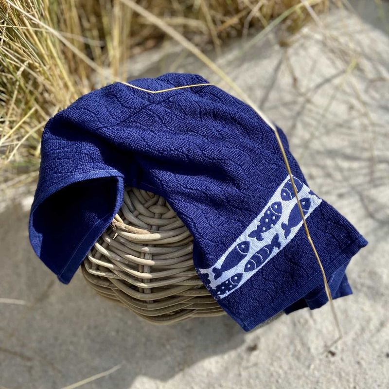 Friesisches Teehaus - Küchentuch 'Kleine Fische' blau - Strand